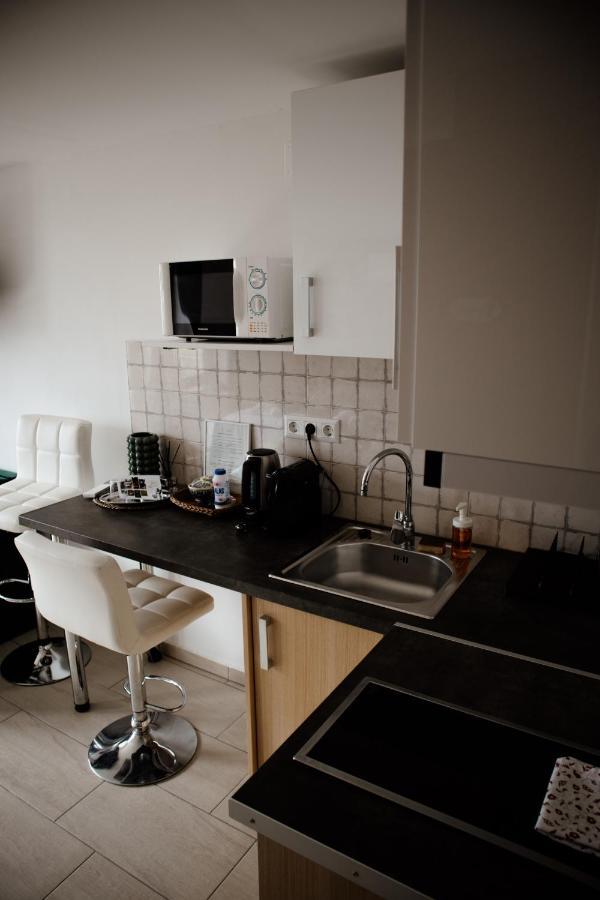 Sipos Borhaz Es Vendeghaz Hotel Badacsonyors ภายนอก รูปภาพ