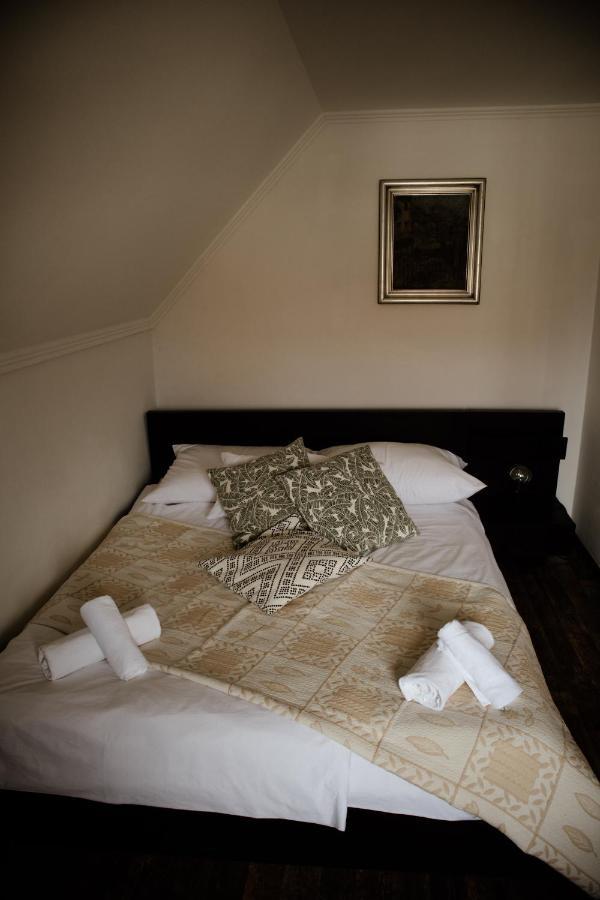 Sipos Borhaz Es Vendeghaz Hotel Badacsonyors ภายนอก รูปภาพ